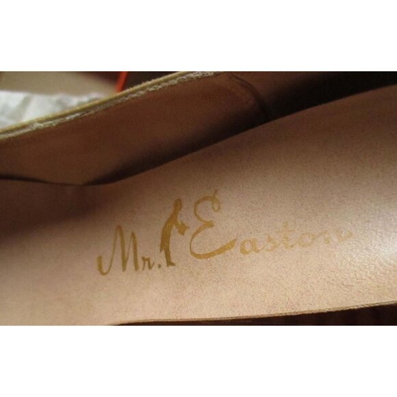 Vintage Mr. Easton Gold Textured Leather Pointed Toe Heels Size 6.5 AA - Picture 4 of 8